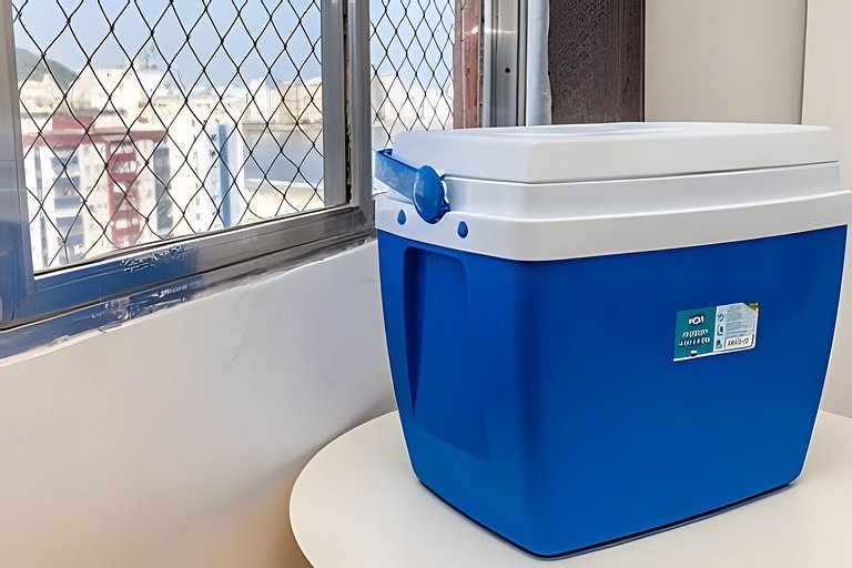 Vista lateral para o mar e Biquinha em São Vicente, com vaga