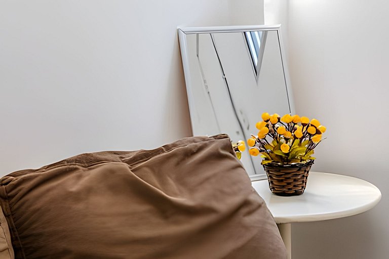 Vista lateral para o mar e Biquinha em São Vicente, com vaga