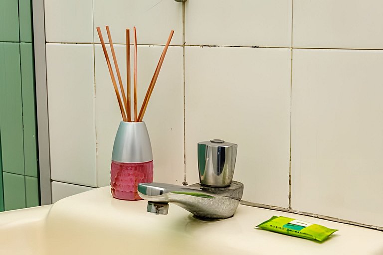 Vista lateral para o mar e Biquinha em São Vicente, com vaga