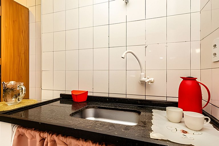 Vista lateral para o mar e Biquinha em São Vicente, com vaga