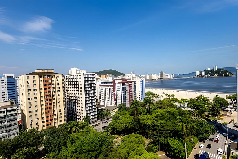 Vista lateral para o mar e Biquinha em São Vicente, com vaga