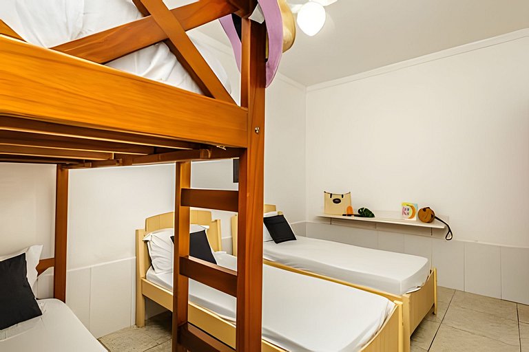 Churrasqueira | A 7 minutos de carro da Praia Ocian