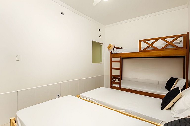 Churrasqueira | A 7 minutos de carro da Praia Ocian