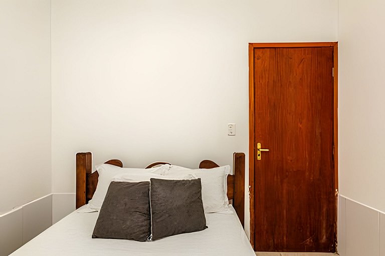 Churrasqueira | A 7 minutos de carro da Praia Ocian