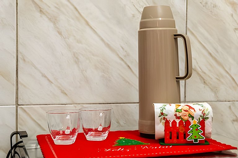 Churrasqueira | A 7 minutos de carro da Praia Ocian