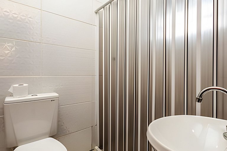 Churrasqueira | A 7 minutos de carro da Praia Ocian