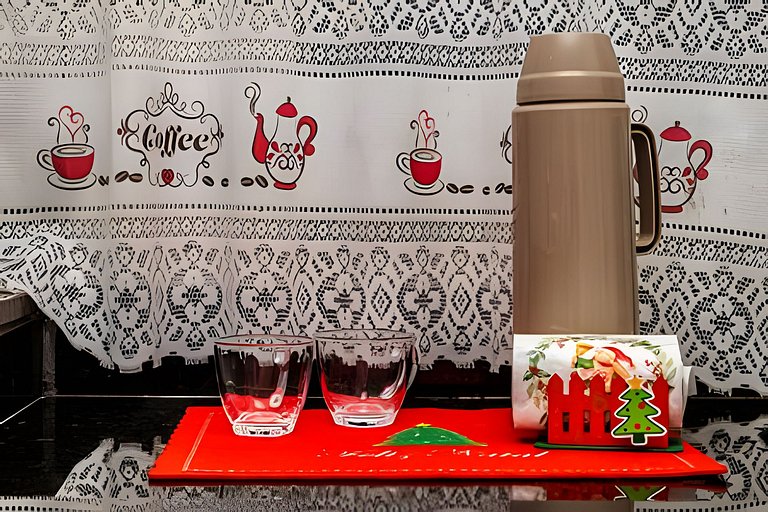 Ar-condicionado | A 7 minutos de carro da Praia Ocian