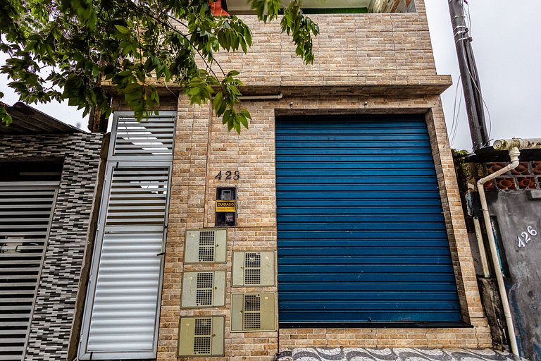 Ar-condicionado | A 7 minutos de carro da Praia Ocian