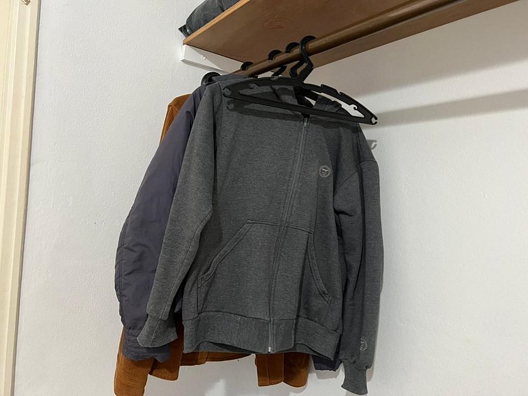 Perto da praia, churrasqueira e 3 vagas de garagem