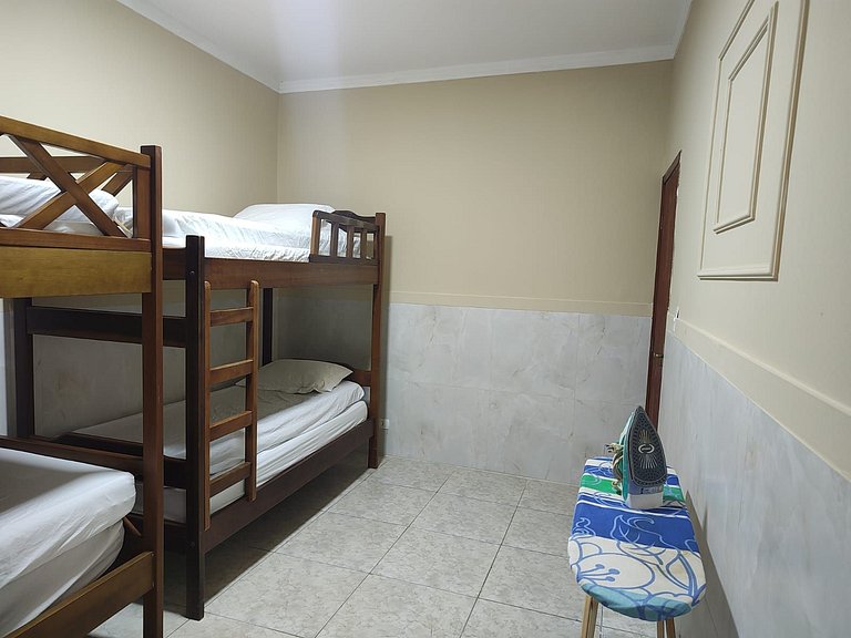 Churrasqueira | A 7 minutos de carro da Praia Ocian