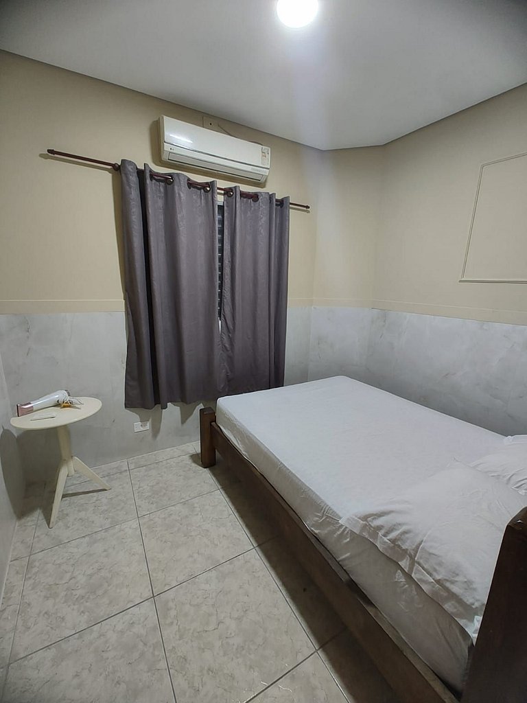 Churrasqueira | A 7 minutos de carro da Praia Ocian