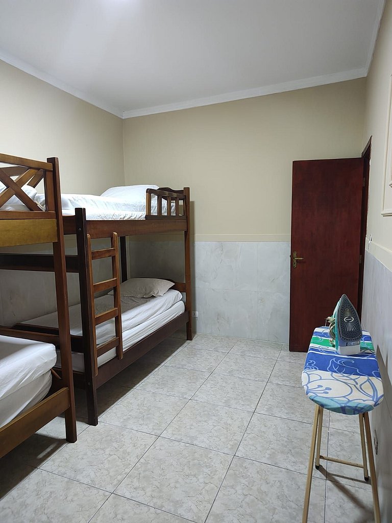 Churrasqueira | A 7 minutos de carro da Praia Ocian