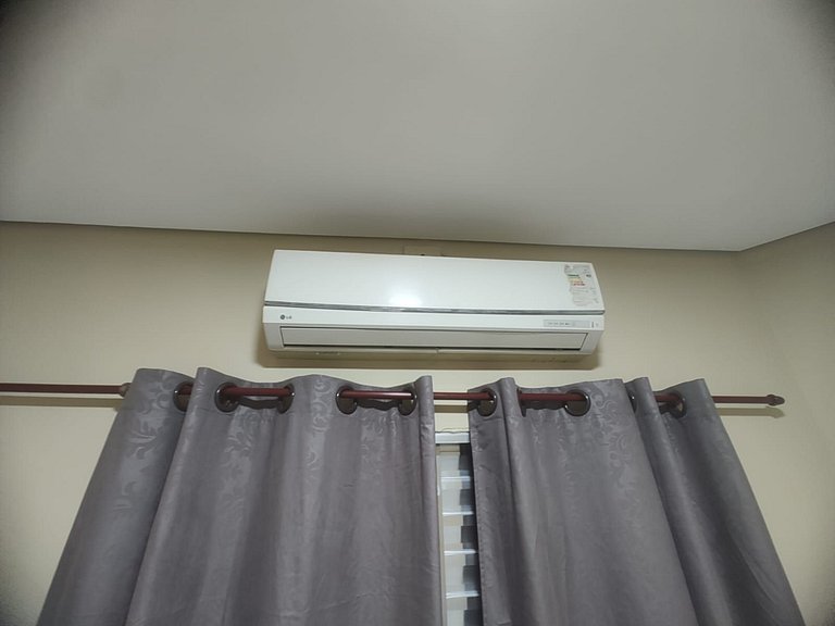 Churrasqueira | A 7 minutos de carro da Praia Ocian