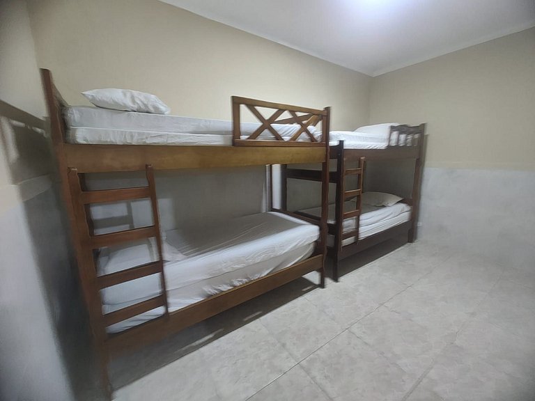 Churrasqueira | A 7 minutos de carro da Praia Ocian