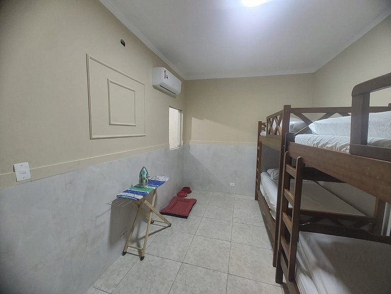 Churrasqueira | A 7 minutos de carro da Praia Ocian